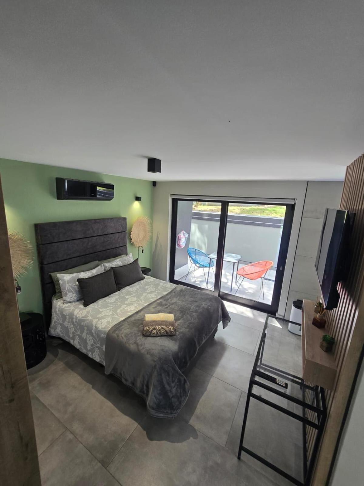 Hotel The Block à Wildernis Extérieur photo